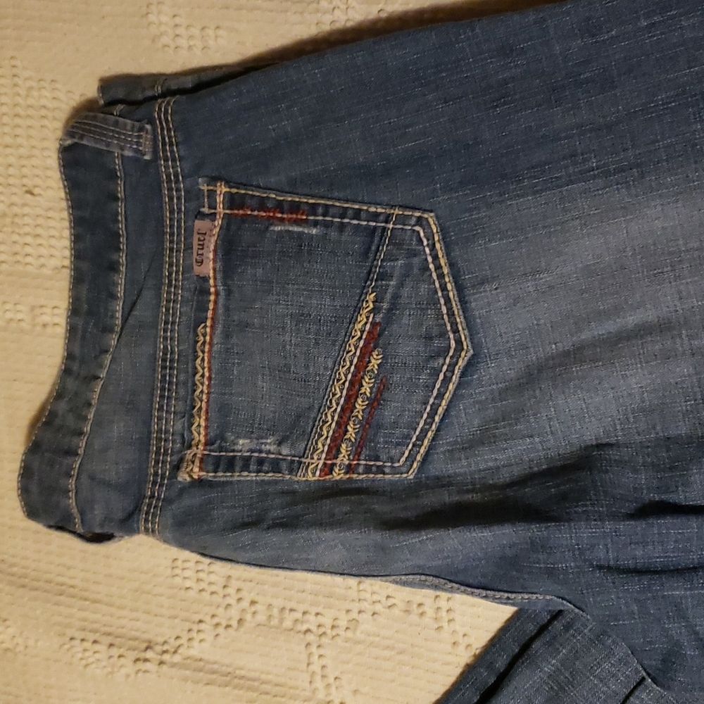 Cruel Girl Jean's